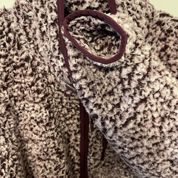Victoria’s Secret PINK Sherpa Full-Zip in Purple/White. Size M. - Picture 3 of 6